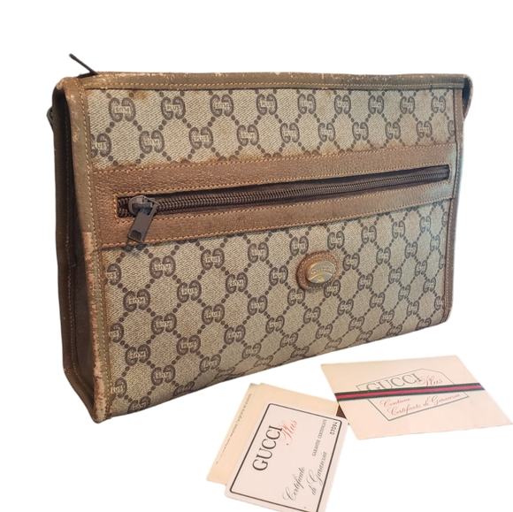 Gucci Handbags - Gucci Plus Clutch Monogram GG Supreme Vintage Authenticity Cards